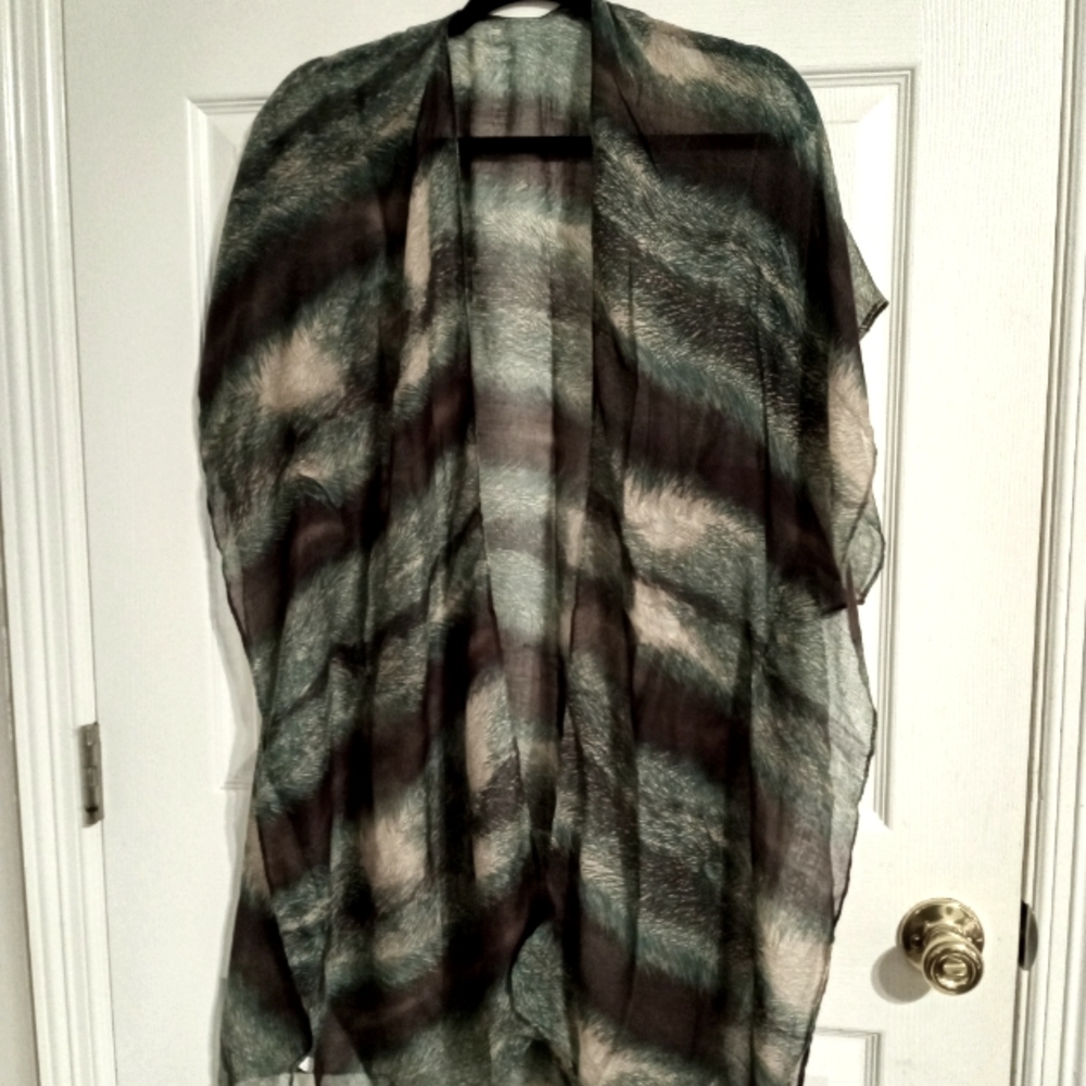 Sheer feather kimono dark brown and aqua